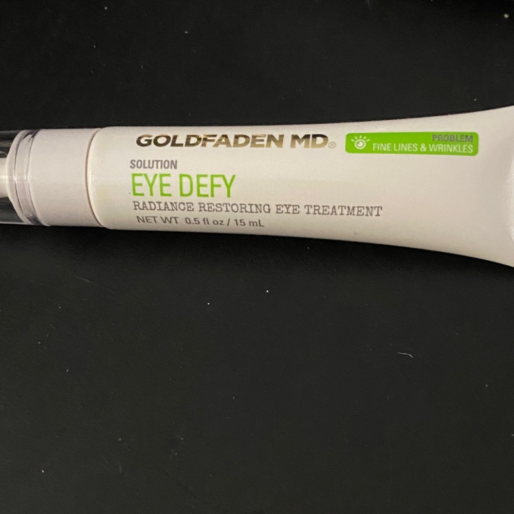 Goldfaden MD Eye Defy Radiance Restoring Eye Treatment - White